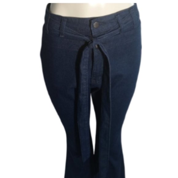 NWT Blue Flare Leg Jeans by Color 3 Collections - Picture 9 of 12